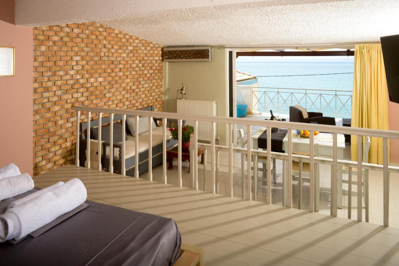 Апартаменты Agali 2 Superior Mezonet Front Of The Sea Акрогиали Экстерьер фото