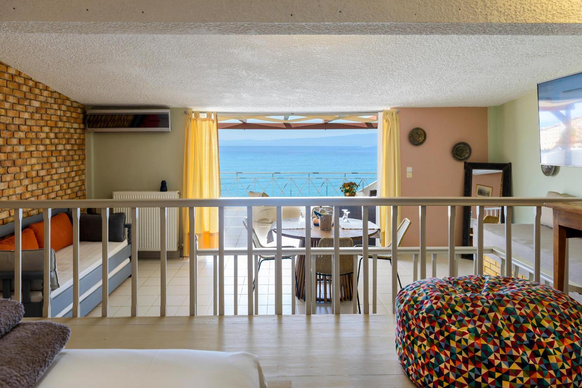 Апартаменты Agali 2 Superior Mezonet Front Of The Sea Акрогиали Экстерьер фото